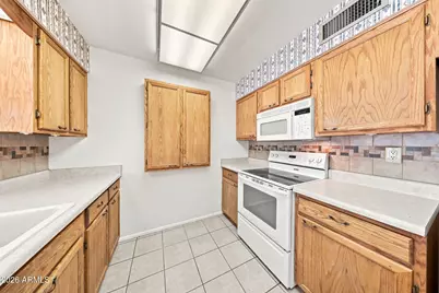9421 W Glen Oaks Circle N, Sun City, AZ 85351 - Photo 16