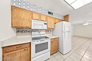 9421 W Glen Oaks Cir N, Sun City, AZ 85351 - Photo 18