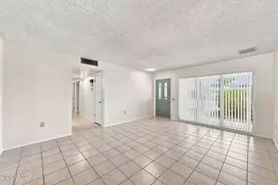 9421 W Glen Oaks Cir N, Sun City, AZ 85351 - Photo 8