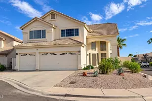 1327 E Hiddenview Dr, Phoenix, AZ 85048 - Photo 1