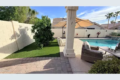 1327 E Hiddenview Drive, Phoenix, AZ 85048 - Photo 42