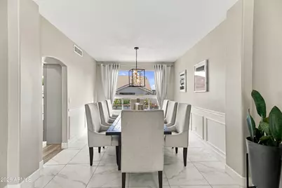 1327 E Hiddenview Drive, Phoenix, AZ 85048 - Photo 8