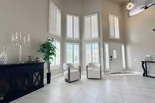 1327 E Hiddenview Dr, Phoenix, AZ 85048 - Photo 6