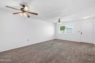10922 W Santa Fe Dr, Sun City, AZ 85351 - Photo 4