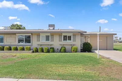 11034 N Coggins Drive, Sun City, AZ 85351 - Photo 1
