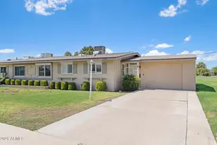 11034 N Coggins Dr, Sun City, AZ 85351 - Photo 6
