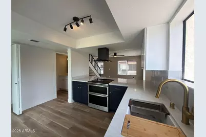 2832 E Waltann Lane #1, Phoenix, AZ 85032 - Photo 6
