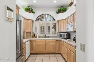 13013 N Panorama Dr, Fountain Hills, AZ 85268 - Photo 16