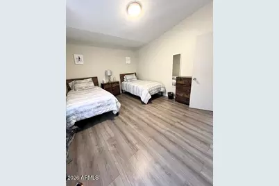 3803 W Blackhawk Drive, Glendale, AZ 85308 - Photo 10