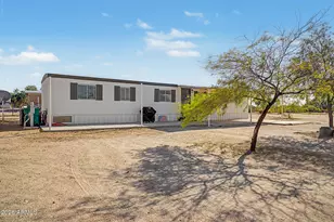13297 N Hettick Ln, Florence, AZ 85132 - Photo 2