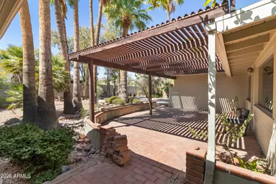 4140 E San Miguel Avenue, Phoenix, AZ 85018 - Photo 6