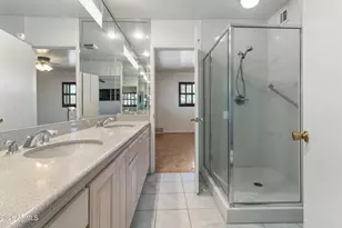 4140 E San Miguel Ave, Phoenix, AZ 85018 - Photo 38