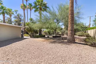 4140 E San Miguel Ave, Phoenix, AZ 85018 - Photo 8