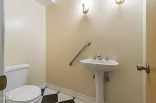 4140 E San Miguel Ave, Phoenix, AZ 85018 - Photo 28
