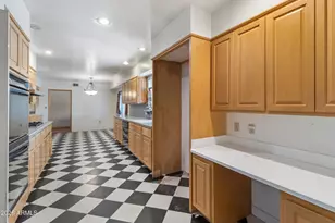 4140 E San Miguel Ave, Phoenix, AZ 85018 - Photo 20