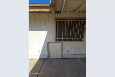 1910 N 42nd Drive, Phoenix, AZ 85009 - Photo 12