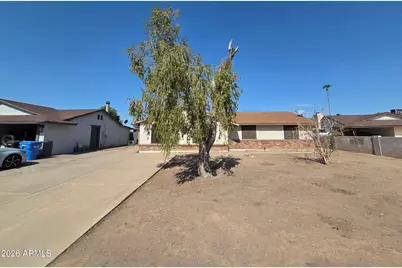 1910 N 42nd Drive, Phoenix, AZ 85009 - Photo 1