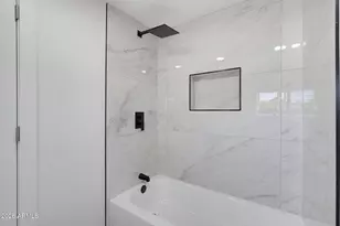 2241 W Morten Ave, Phoenix, AZ 85021 - Photo 36