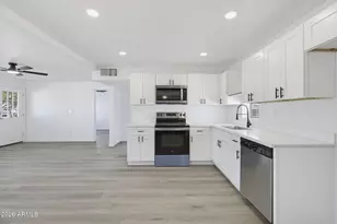 2241 W Morten Ave, Phoenix, AZ 85021 - Photo 18