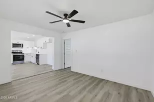 2241 W Morten Ave, Phoenix, AZ 85021 - Photo 20