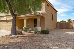 13188 W Crocus Dr, Surprise, AZ 85379 - Photo 4
