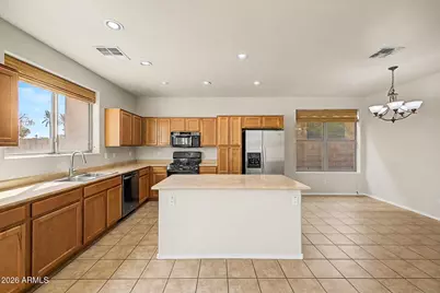 15437 W Monterosa Street, Goodyear, AZ 85395 - Photo 6