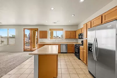 15437 W Monterosa Street, Goodyear, AZ 85395 - Photo 8