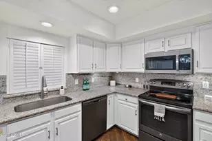 7842 E Monterosa St, Scottsdale, AZ 85251 - Photo 8
