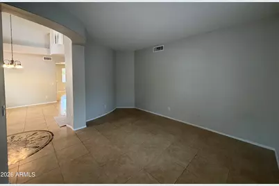 7819 S 22nd Lane, Phoenix, AZ 85041 - Photo 8