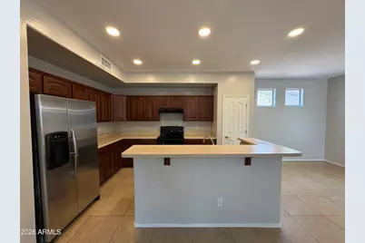 7819 S 22nd Lane, Phoenix, AZ 85041 - Photo 10