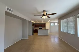 7819 S 22nd Ln, Phoenix, AZ 85041 - Photo 16