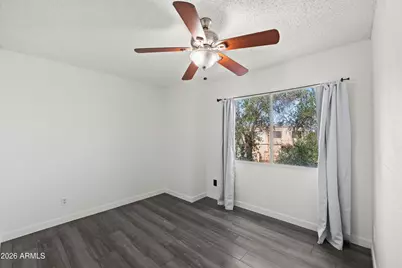 4627 E Southgate Avenue, Phoenix, AZ 85040 - Photo 12