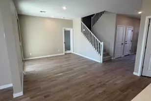 18183 W Pioneer St, Goodyear, AZ 85338 - Photo 4