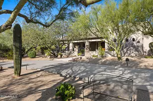 7621 E Dixileta Dr, Scottsdale, AZ 85266 - Photo 10