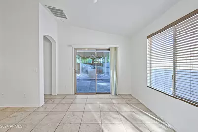 15110 N 140th Avenue, Surprise, AZ 85379 - Photo 10