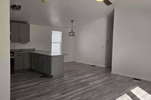 9431 E Coralbell Ave, Mesa, AZ 85208 - Photo 14