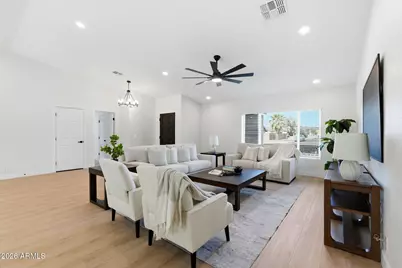 6529 S Marilyn Ann Drive, Tempe, AZ 85283 - Photo 6