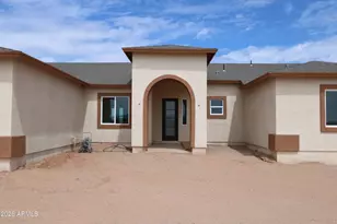 23316 W Barwick Dr, Wittmann, AZ 85361 - Photo 2
