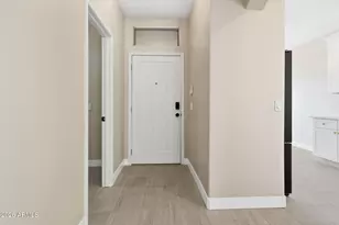 1049 E Susan Ln, Tempe, AZ 85288 - Photo 2