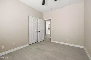 1049 E Susan Ln, Tempe, AZ 85288 - Photo 16