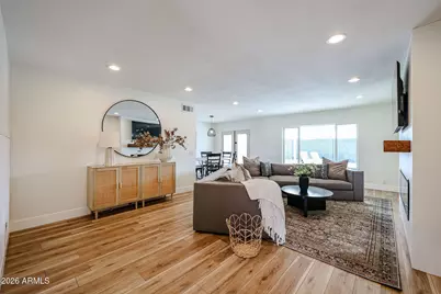 5209 E Beck Lane, Scottsdale, AZ 85254 - Photo 1