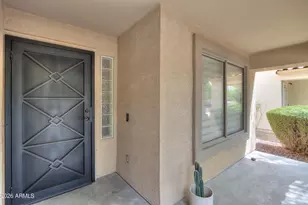 2524 W Hedgehog Pl, Phoenix, AZ 85085 - Photo 4