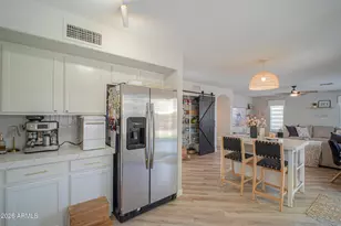 2524 W Hedgehog Pl, Phoenix, AZ 85085 - Photo 16