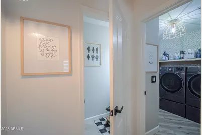2524 W Hedgehog Place, Phoenix, AZ 85085 - Photo 20