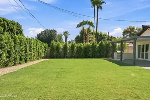702 E Desert Park Ln, Phoenix, AZ 85020 - Photo 8