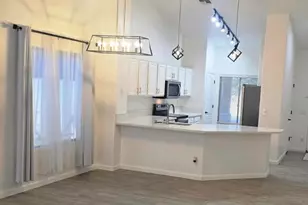 522 S 114th Ave, Avondale, AZ 85323 - Photo 2