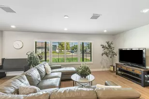 3229 E Montecito Ave, Phoenix, AZ 85018 - Photo 18