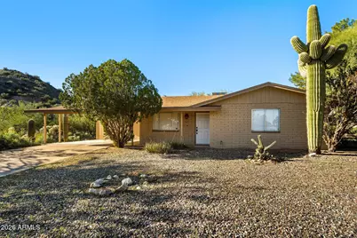 9004 E Grandview Drive, Mesa, AZ 85207 - Photo 2