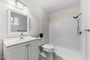 9004 E Grandview Dr, Mesa, AZ 85207 - Photo 12