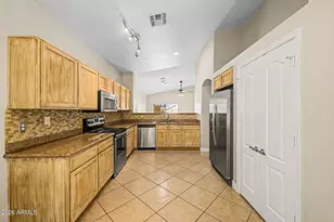 17826 N 13th Pl, Phoenix, AZ 85022 - Photo 8